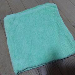 【中古】バスタオル緑