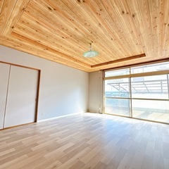 クロス700円/m、CF2100円/㎡で施工可能な業者様、…