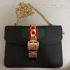 チェーンバッグ