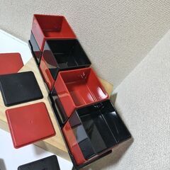未使用×２個　山中塗うさぎ2色重箱　弁当箱　２個売りの画像