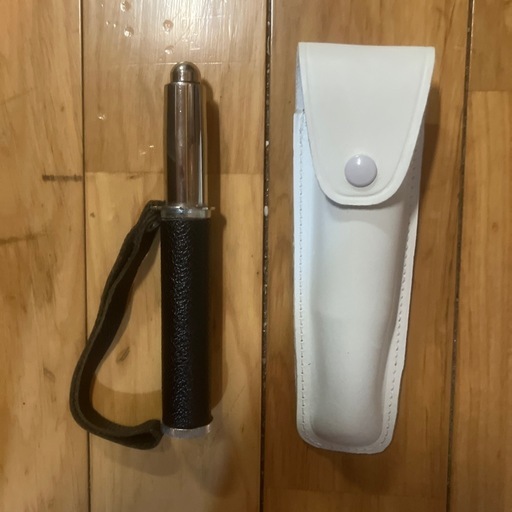 ノーベル社製、特殊警棒