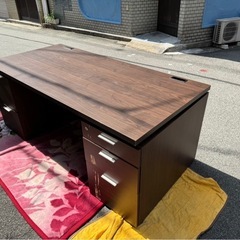 オフィスデスク　高品質　高級　スタイリッシュ　頑丈　収納　の画像