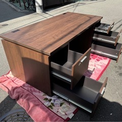 オフィスデスク　高品質　高級　スタイリッシュ　頑丈　収納　の画像