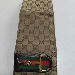 グッチ三つ折り財布の画像