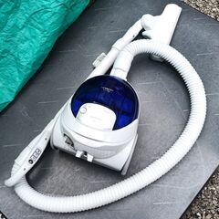 ★美品★ HITACHI 紙パック式 掃除機 CV-F50の画像