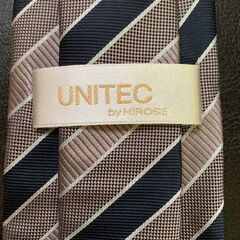 UNITEC by HIROSE ストライプネクタイ 春夏向け メンズ ベージュの画像
