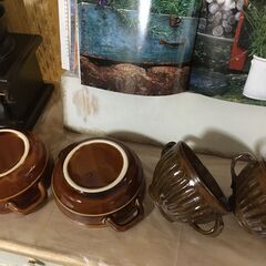 🟣 茶色バージョン食器　両取っ手スープ系丸い２個　両取っ手陶器浅型丸い器おかず入れ２個=4個の画像