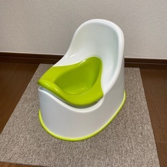IKEAのおまる。幼児用おトイレ、グリーン