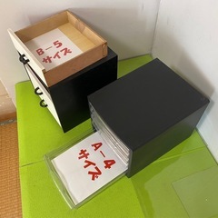 木製(3段小物引き出し)&プラスチック製(A-4／5段レターケース)の画像