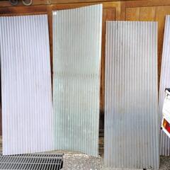 樹脂製中古タキロン9枚半の画像