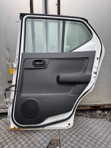 アルト HA25S 右Rドア 送料無料 H24年 アルト HA25S フロントドア 右 R 中古 即決