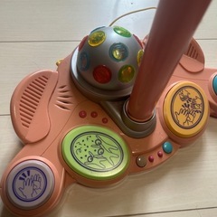 オモチャ　カラオケ　スタンド　1人用　子供　の画像