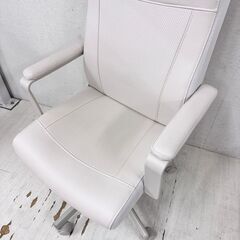  24303  オフィスチェア　キャスター付き IKEA   ◆大阪市内・東大阪市他 6,000円以上ご購入で無料配達いたします！◆ ※高槻・枚方方面◆西宮・尼崎方面◆生駒方面　それぞれ条件付き無料配送あり！            の画像