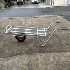 アルミ製　一輪車　育苗箱　台車　田植え
