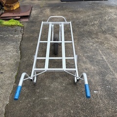 アルミ製　一輪車　育苗箱　台車　田植え
の画像