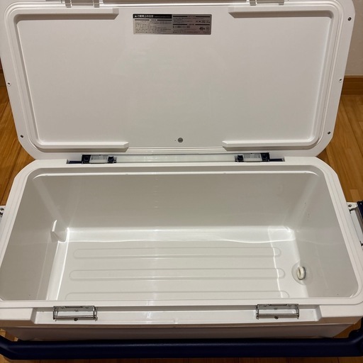 シマノ製　クーラーボックス