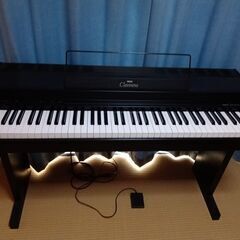YAMAHA  Clavinova CLP-100の画像