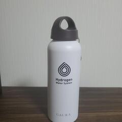 【新品未使用品】🌼ガウラアルミボトル500mlカラビナ付きホワイトの画像
