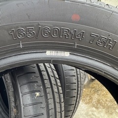 タイヤ4本の画像