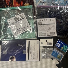 ディズニー・ピクサー フラットポーチ うちわ ＋おまけの画像
