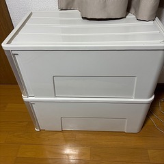 衣装ケース１つです。の画像