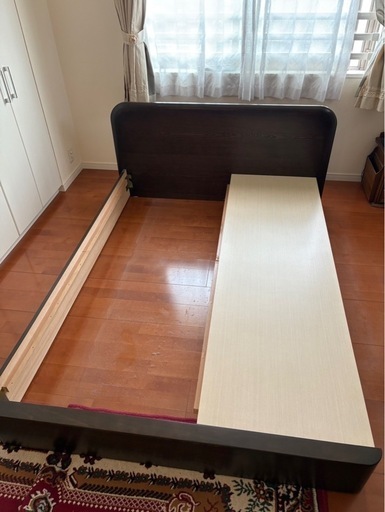 ダブルベッド　フレーム＆マットレスセット　引き出し付き