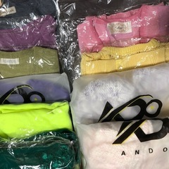 【激安20枚まとめ売り】新品日本製 未使用タグ付き まとめ20枚  未開封品 日本製 春夏服　麻綿　リネンコットン　  長袖 半袖　 シャツブラウス　 カーディガン スカートニットセーターＭ　 L  オーバーサイズ　激安　限定　在庫限り 早く売りたい　極美品　  直接手渡し限定の画像
