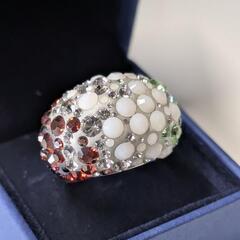 SWAROVSKIスワロフスキー パヴェ リング 指輪 イタリア国旗の画像