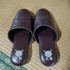 スリッパ茶色の画像