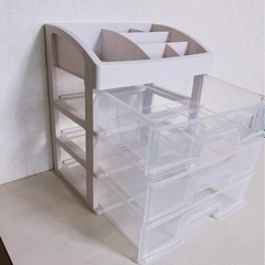 収納ボックスの画像