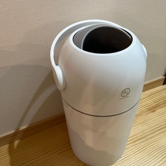 オムツゴミ箱の画像