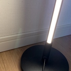 暖色ライト　フロアライト
の画像