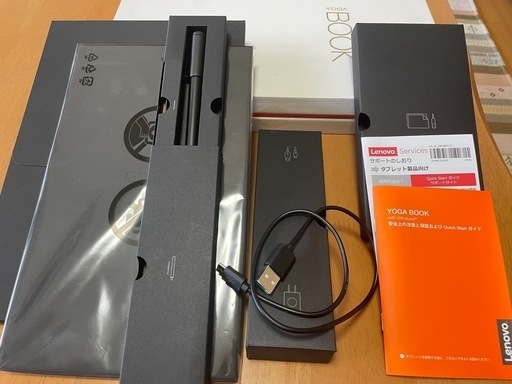 Lenovo YOGA BOOK YB1-X91F ノートPC & タブレット兼用モデル
