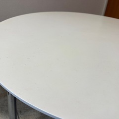 ダイニングテーブルセット　丸テーブルの画像