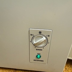 【美品/約半額/縦型冷凍庫アイリスオーヤマ/配達可】の画像