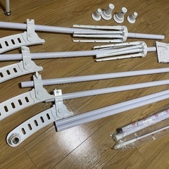 【ニトリ】壁面つっぱり物干しの画像