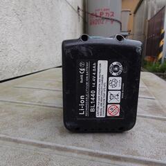 マキタ 14.4v マルチツール バッテリー付きの画像