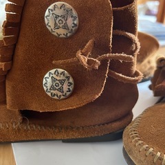 ミネトンカ　ブーツ2足セットの画像