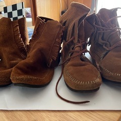 ミネトンカ　ブーツ2足セット