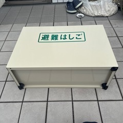 避難はしごケースの画像