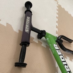 ストライダー、キックバックの画像
