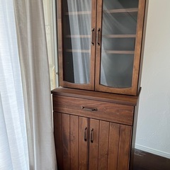 無料、キャビネット、食器棚の画像