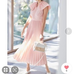 CELOFORDのプリーツワンピースです☺️の画像