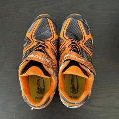 スニーカー　24cmの画像