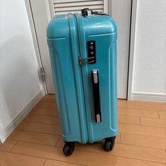 スーツケースの画像