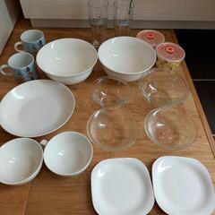 １枚５０円　食器たち