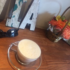 15日カフェかお昼一緒に食べれる方いますか？😊