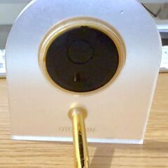 【新電池】MIKIMOTO 真珠 ミキモト 卓上時計 パール装飾付き アクリル×ゴールドカラーの画像