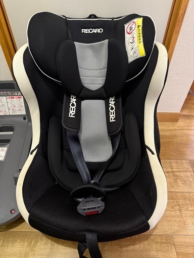 【良品】RECARO チャイルドシート 新生児〜4才