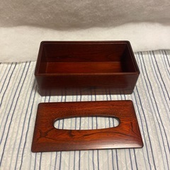 木製ティッシュケースの画像